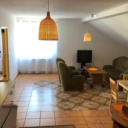 Pod Kasztanami - Apartman